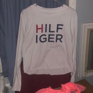 Tommy Hilfiger long sleeve crop tee